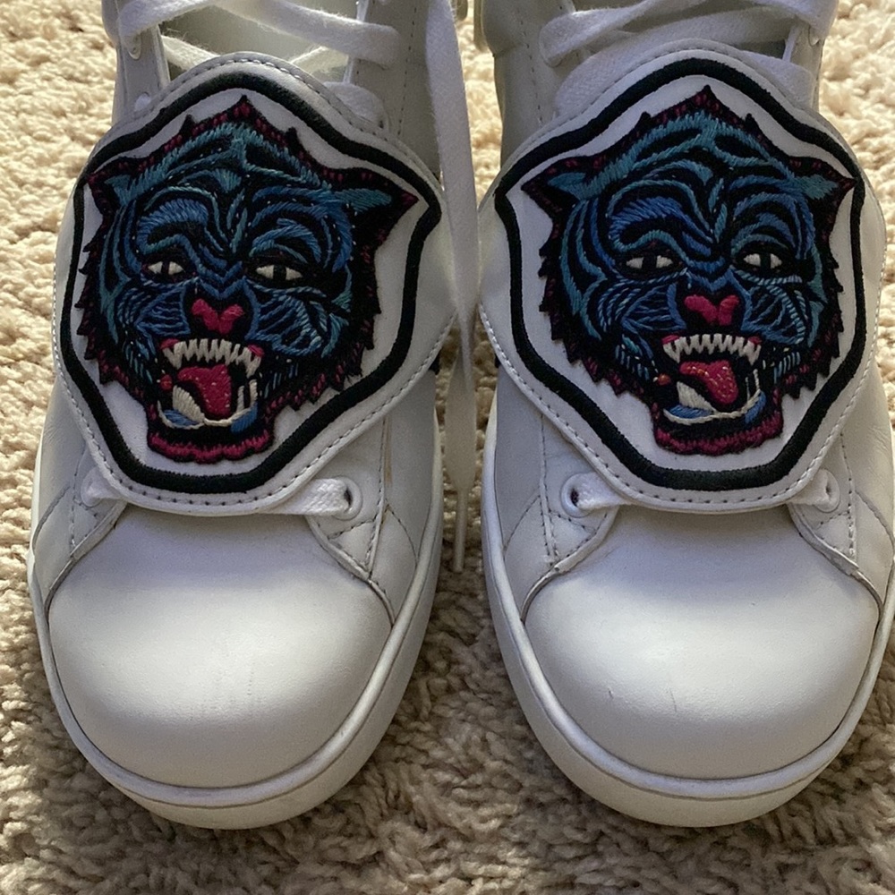 Gucci 478104 White Calfskin Ace Ayers Sequin Web Cat Snap On Patch High Top Shoe